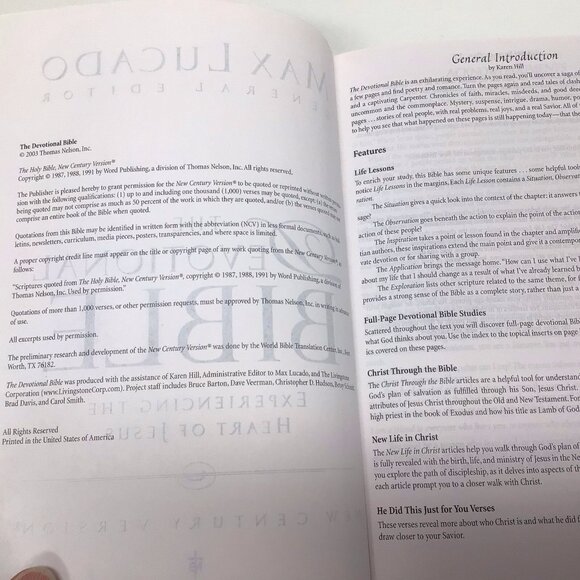 The Devotional Bible Experiencing the Heart of Jesus Max Lucado Hardcover NEW - Picture 4 of 11